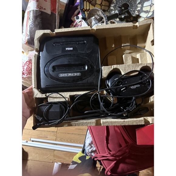 Original Sega Genesis System Model 1 Console - Picture 3 of 3